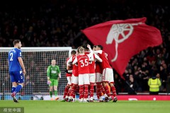 西甲：塞维利亚vs比利亚雷亚尔，主场软脚虾vs客场虫